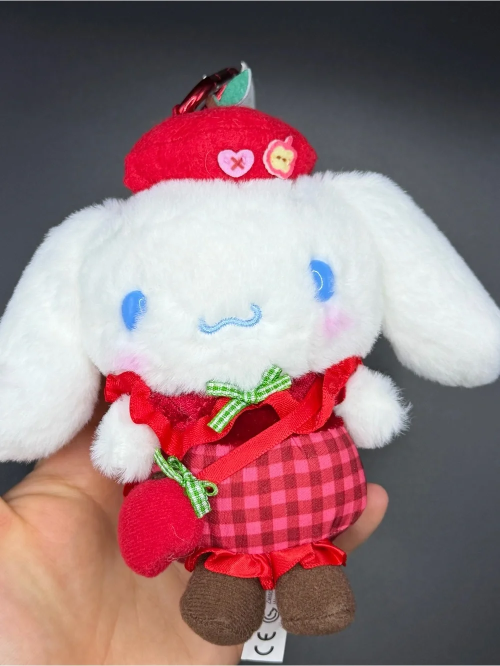 Sanrio the Autumn Apple Series Cinnamoroll plush/keychain cn36